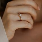 Bijoux sur mesure Vioz : l’élégance organique et minérale façonnée dans la matière brute