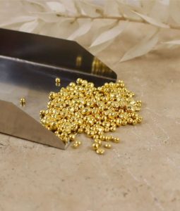 Grenaille d'or utilisée pour la fabrication artisanale des alliances VIOZ